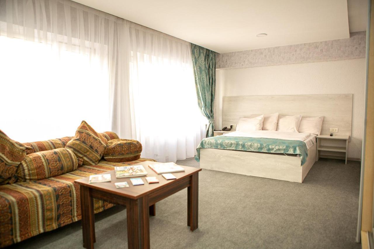 Bulvar Inn Baku Exterior photo